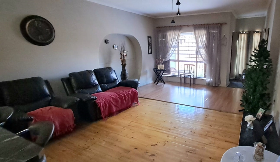 4 Bedroom Property for Sale in Retief Eastern Cape